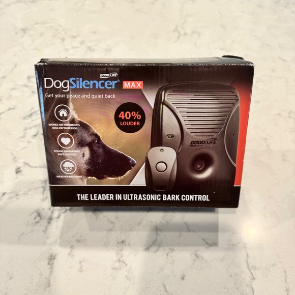 Good Life Dog Silencer MAX Ultrasonic Bark Control Device Trainer Remote 300ft - Picture 1 of 7
